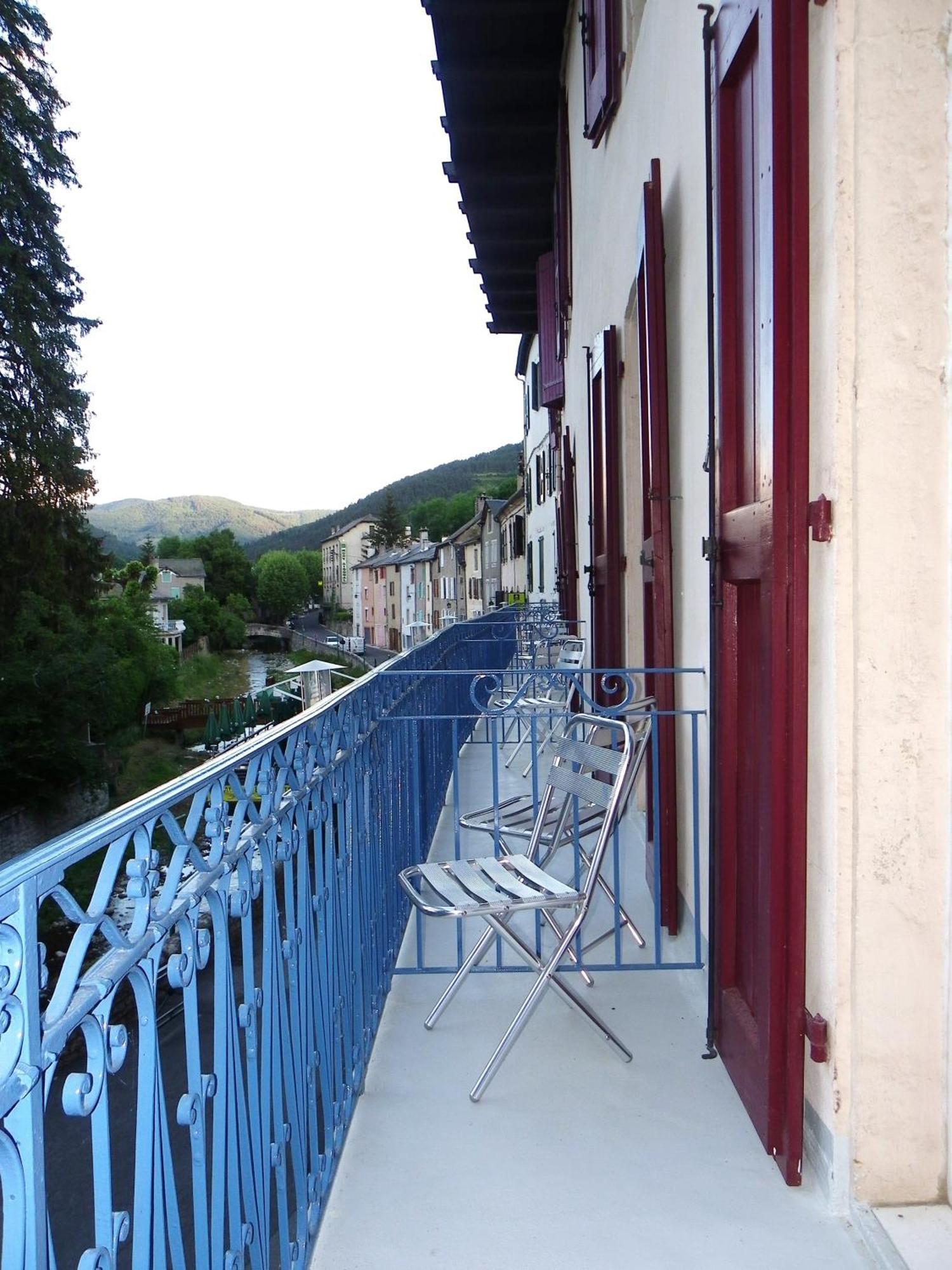 Hotel De L'Europe Meyrueis Exterior photo